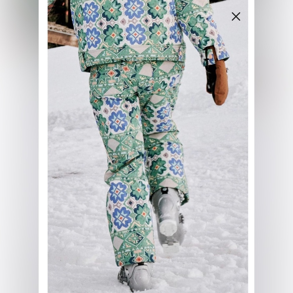 NWT Free People Movement Bunny Slope ski/snowboard pants in size small - Picture 2 of 10